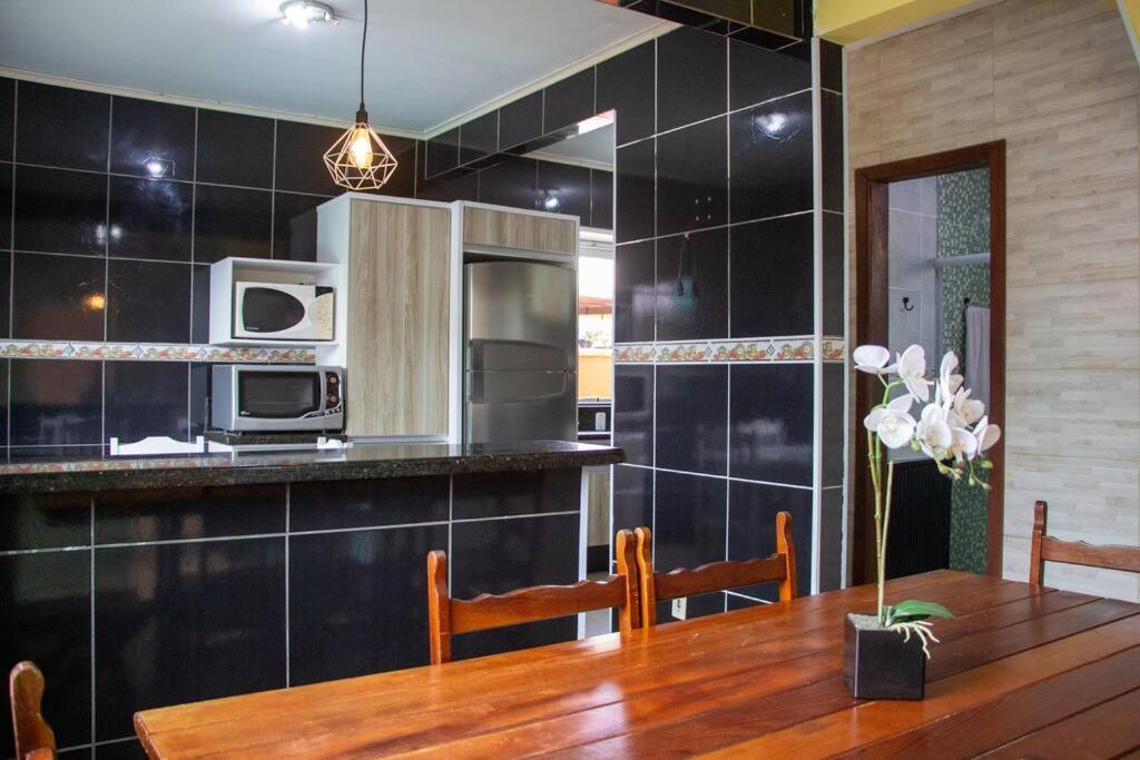 Casa Com Piscina No Sul Da Ilha 14 Pessoas * Florianopolis